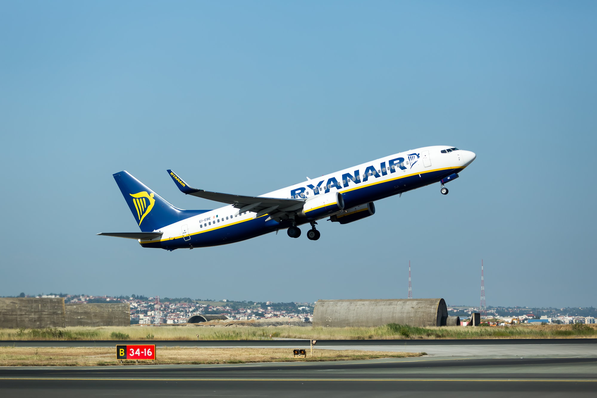 Аэропорт Аликанте примет 10 новых маршрутов Ryanair