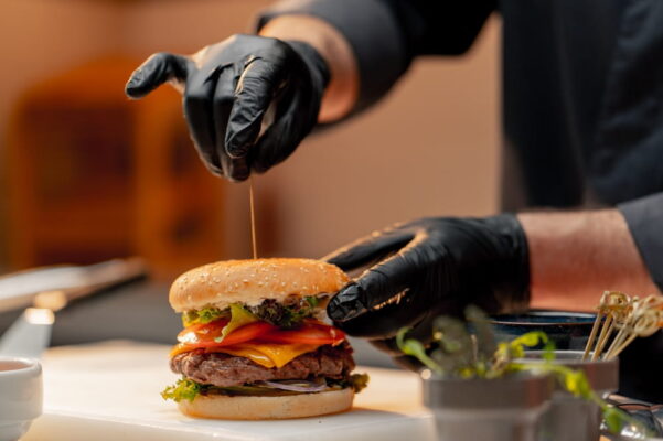 С 3 по 12 июля в Торревьехе пройдет гастрономическая акция Burger Manía